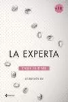 LA EXPERTA